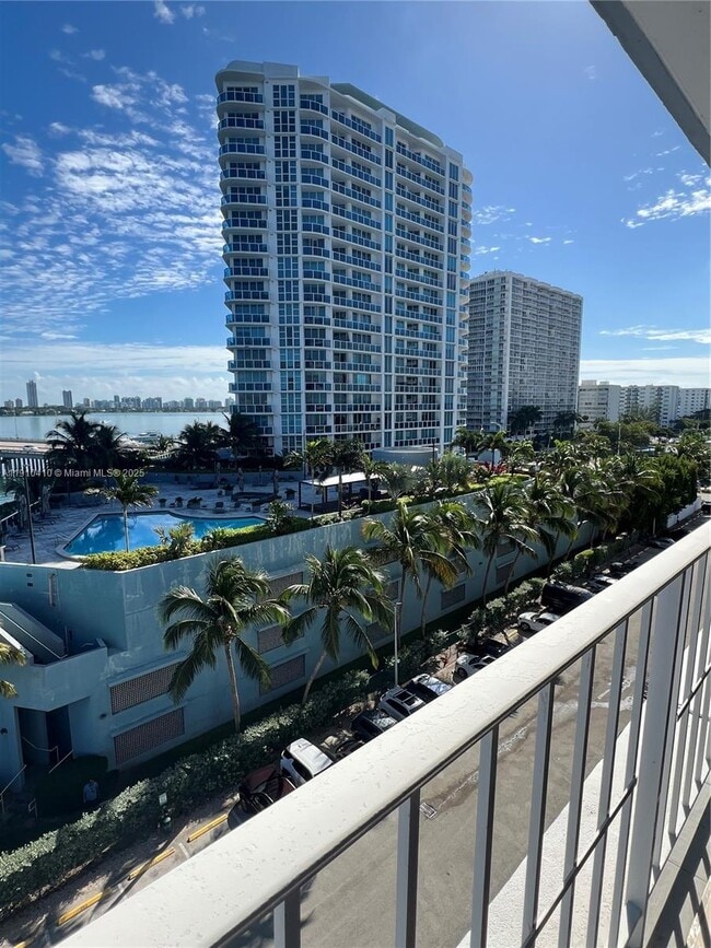 Building Photo - 1865 79th Street Causeway