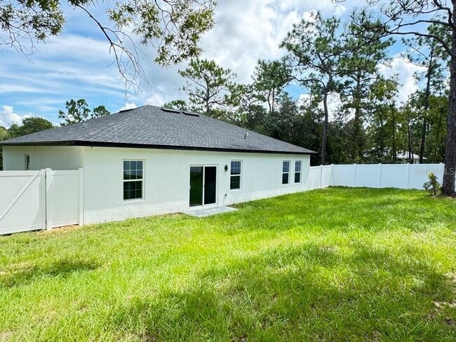 Building Photo - 7130 N Glenridge Cir