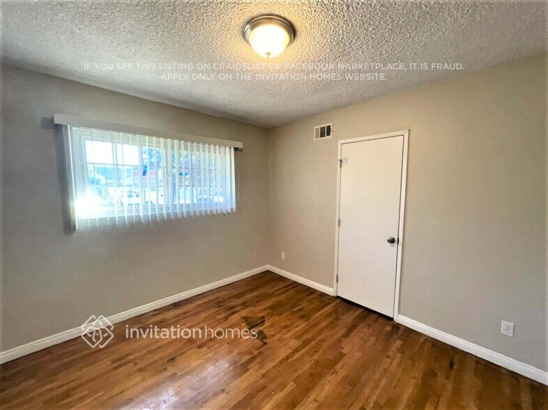 Building Photo - 20647 Hatton St