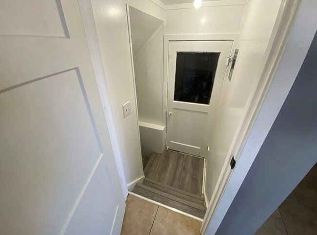 Building Photo - Beautifully Updated 4-Bedroom Home in the Heart of Richland
