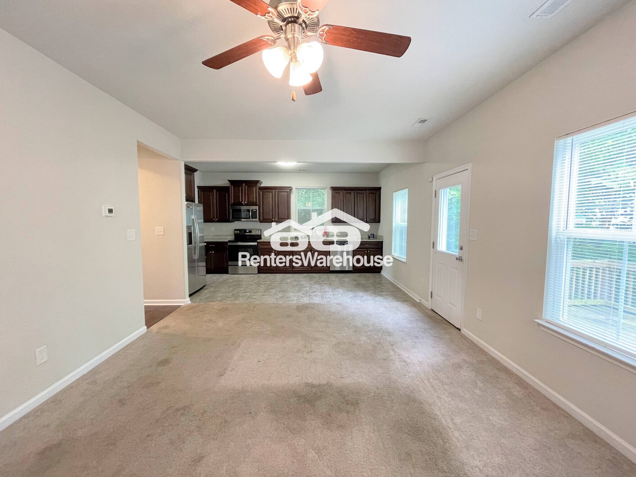 Building Photo - 728 Rosewell Ave