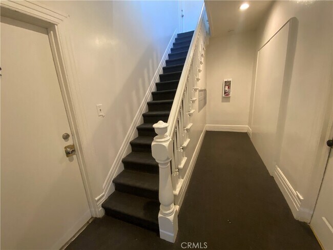 Building Photo - 3447 4th St