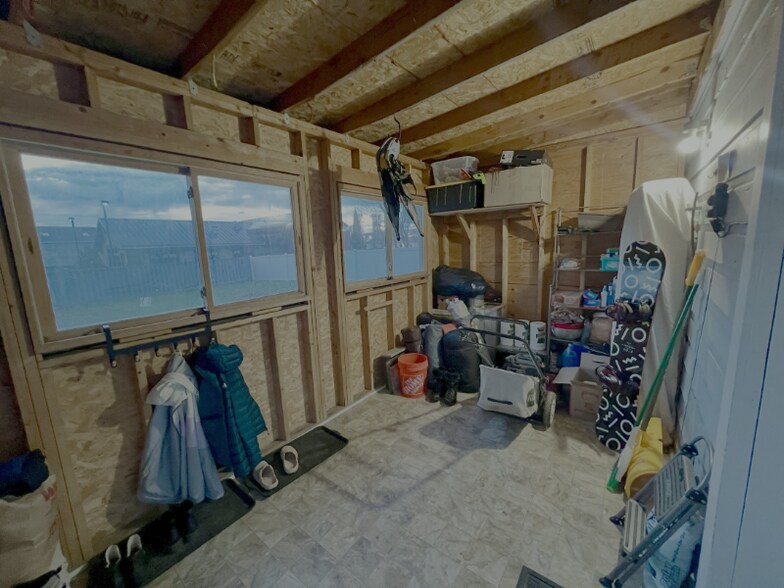 Building Photo - 681 N 100 E