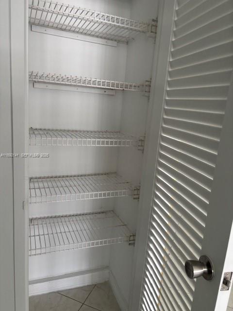 Building Photo - 100 Lincoln Rd