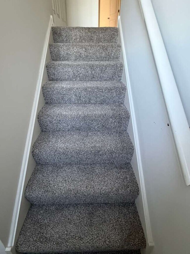 Building Photo - 2016 Yellowstone Blvd