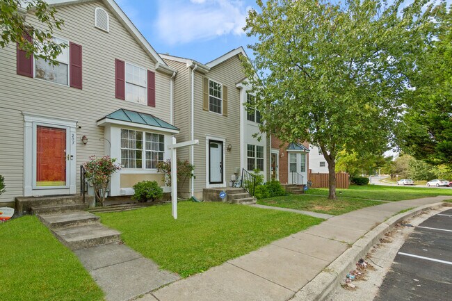 Primary Photo - 207 Langdon Farm Cir