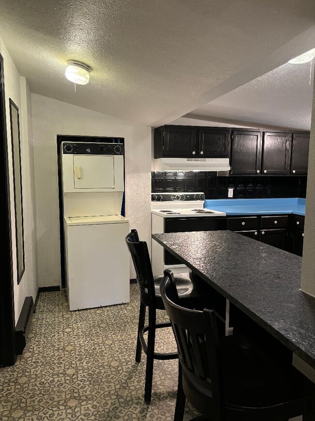 Building Photo - 83 Co Rd 308