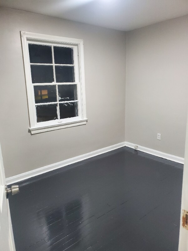 Building Photo - 16816 Glendale Ave