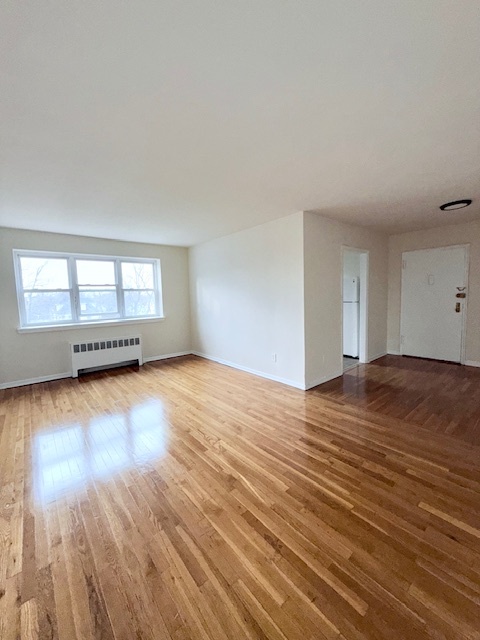 Building Photo - 403 Park Ave