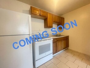 Building Photo - 173 Loudon Rd