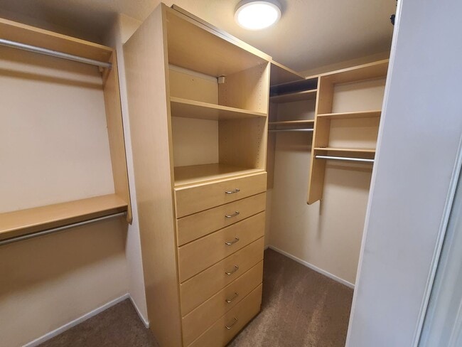 Building Photo - Great golf course views