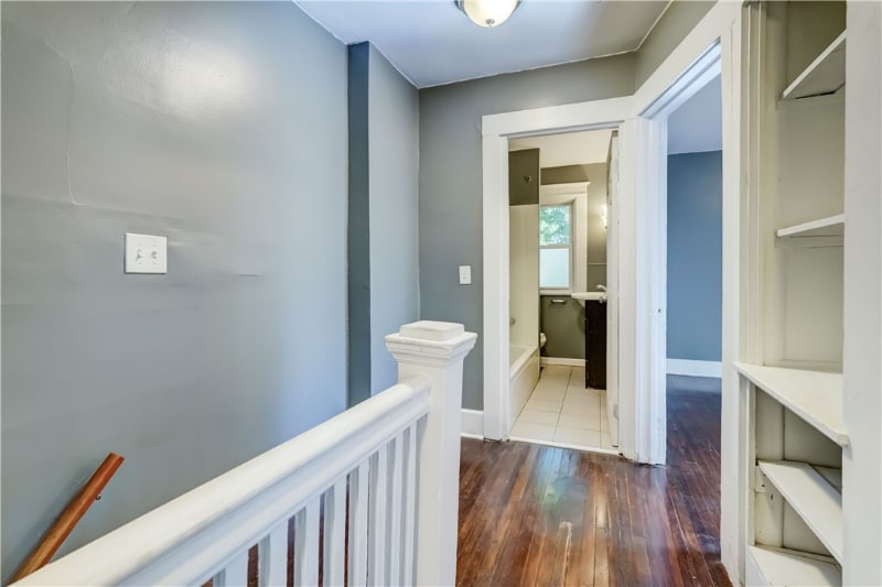 Building Photo - 223-225-225 Rosewood Terrace