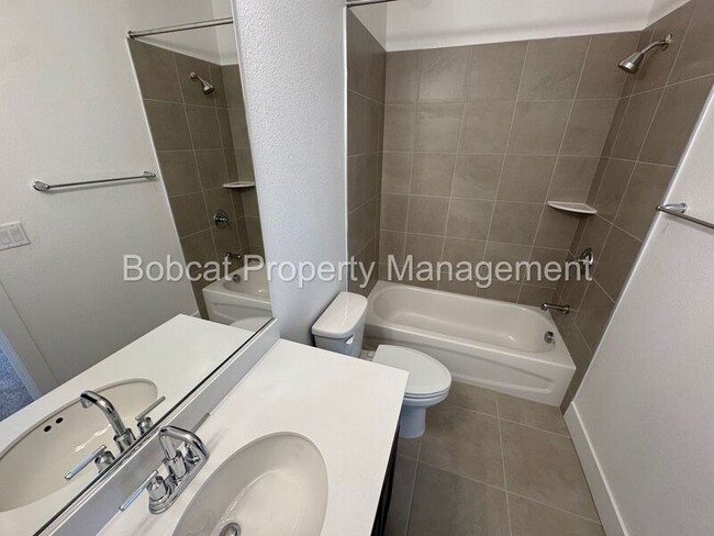 Building Photo - 3671 Pulsar Ln