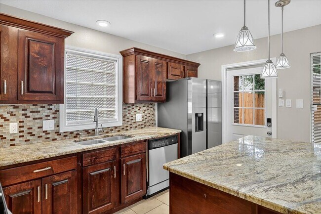 Building Photo - 4430 Cedar Pass Dr