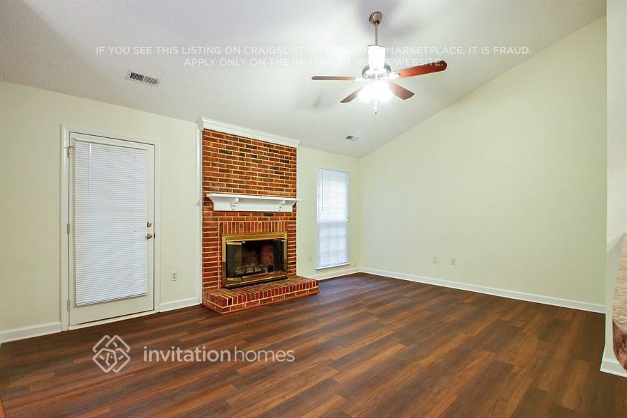 Building Photo - 9936 Mountain Laurel Ln
