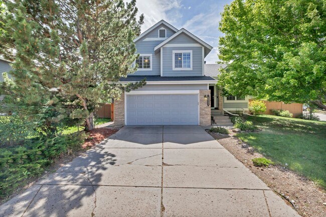 Building Photo - Spacious Home in Castle Rock