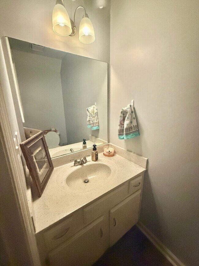 Building Photo - 6025 Sand Wedge Cir NW