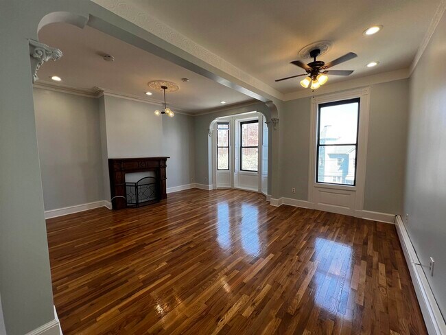 Building Photo - 21 Sherman Pl