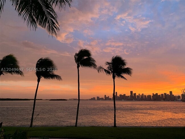 Building Photo - 5245 Fisher Island Dr