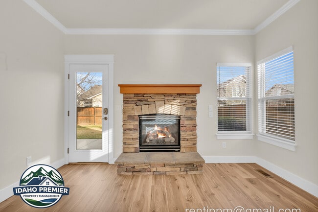 Building Photo - 11232 W Springgold Dr