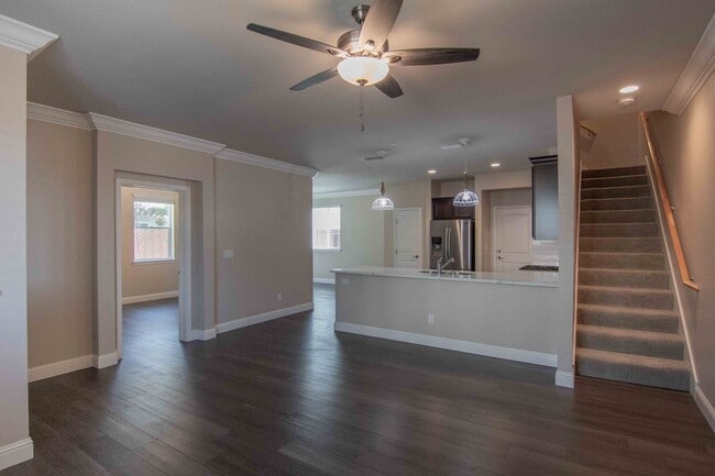 Building Photo - MOVE IN SPECIAL!!! $500 OFF FIRST MONTH'S ...
