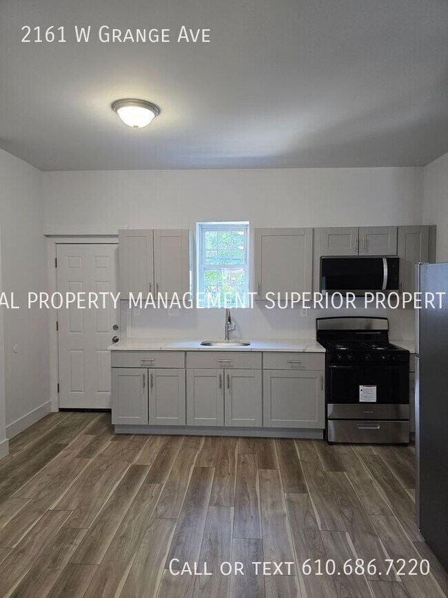 Building Photo - 2161 W Grange Ave