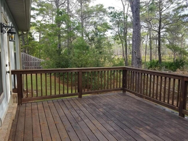 Building Photo - 187 Tropical Breeze Dr