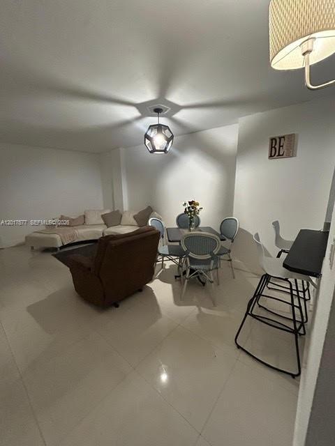 Building Photo - 2903 N Miami Beach Blvd