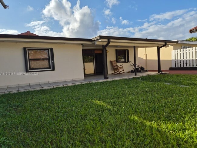 Building Photo - 1453 SW 137th Pl