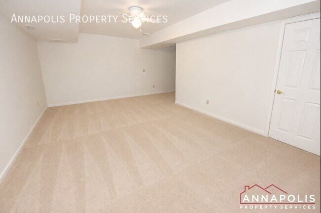 Building Photo - 1811 Johnson Rd