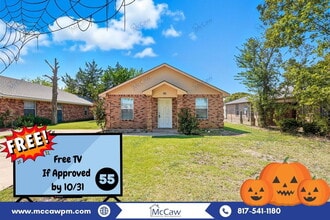 Building Photo - 509 W Cedar St