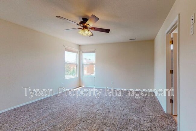 Building Photo - 7615 Red Finch Ct NW