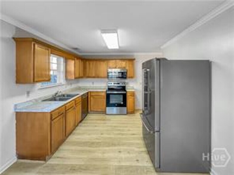 Building Photo - 3 Redding Ct