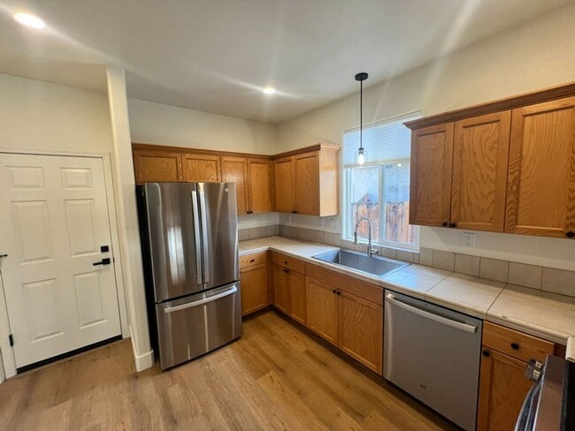 Building Photo - Three Bedroom at Dayton Valley Community