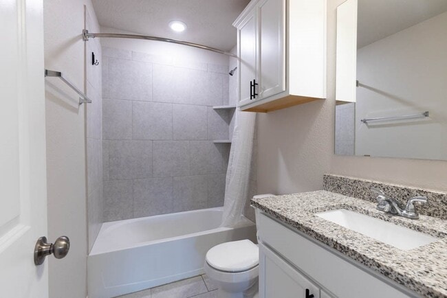 Building Photo - 1001 Rootstock Rd.