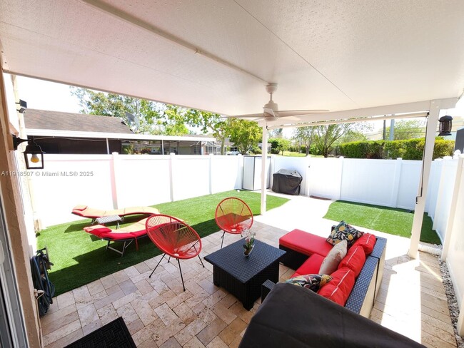 Building Photo - 1268 NW 52nd Way