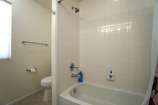 Building Photo - 9690 Beryl Dr