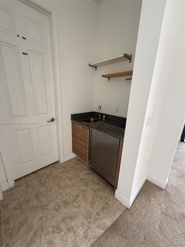 Building Photo - 5186 NW 83rd Ct