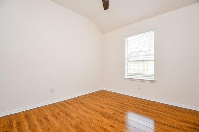 Building Photo - 16323 Woma Ct