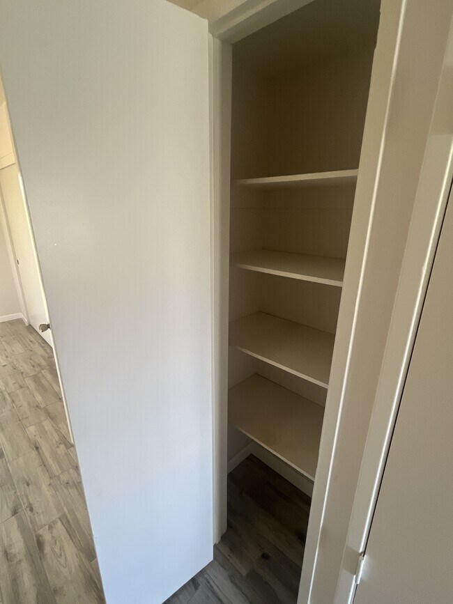 Building Photo - 44210 Anacapa Way