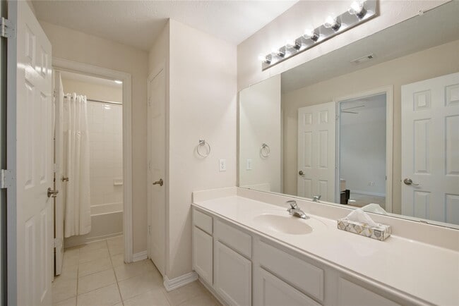 Building Photo - 11844 Grand Harbor Blvd