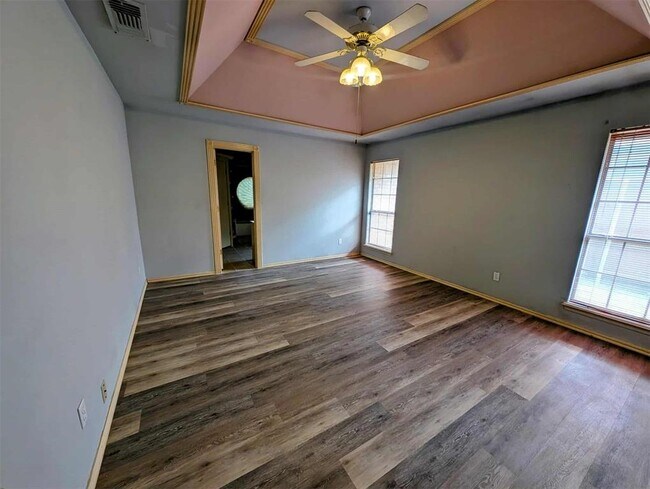 Building Photo - 5209 SE 87th St