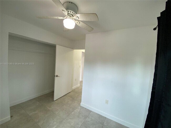 Building Photo - 1351 NW 45th St