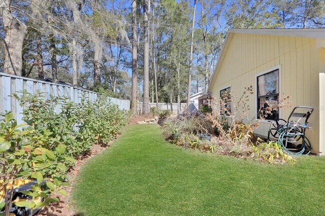 Building Photo - 4518 NW 20th Ter