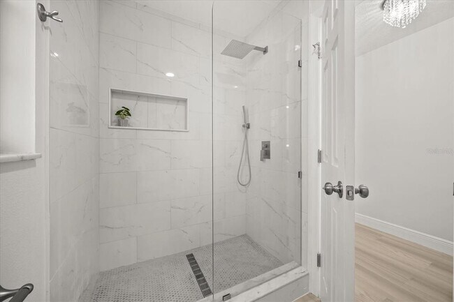 Building Photo - 520 Balsawood Ct