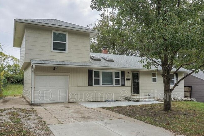 Primary Photo - 10700 E 29 St S