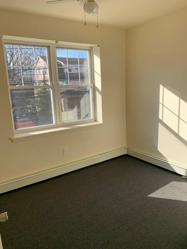 Building Photo - 200 Central Ave