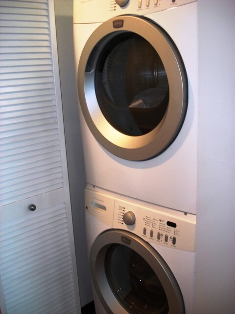 Washer & dryer - 1600 S Indiana Ave