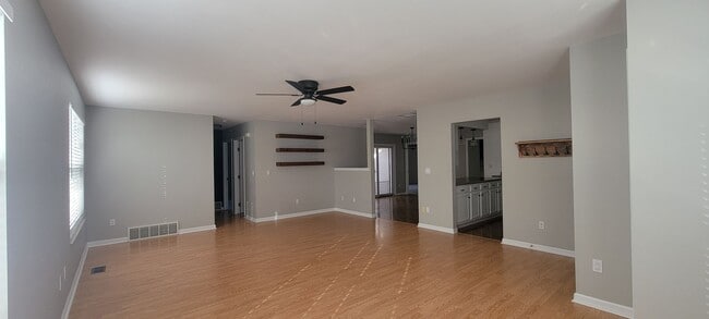 Building Photo - 2213 Twinflower W