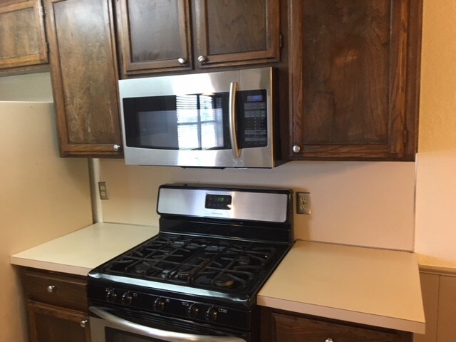 Building Photo - 12401 SW 2nd St